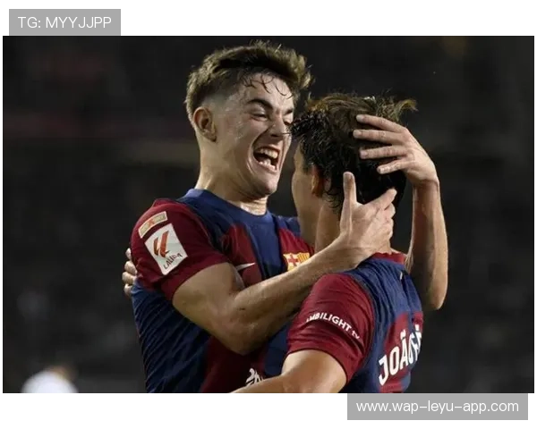 维蒂尼亚 vs 德容：中场推进能力差距解析